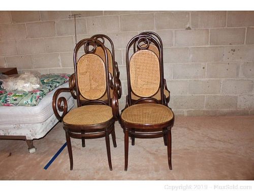 Lot #0128 (1 of 21)