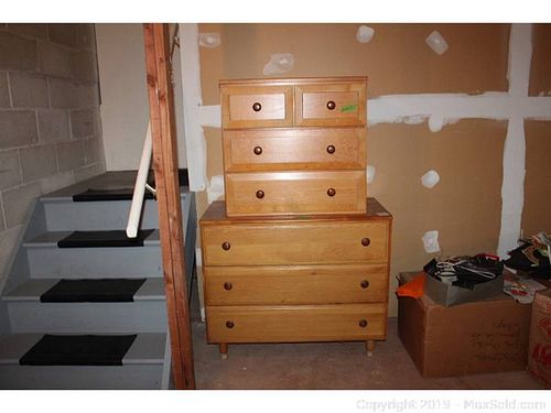 Lot #0142 (1 of 19)