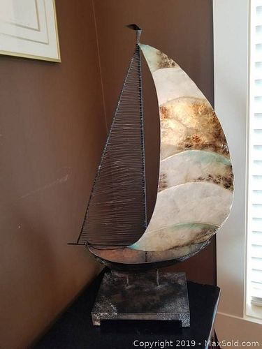 Lot #0082 (1 of 8)