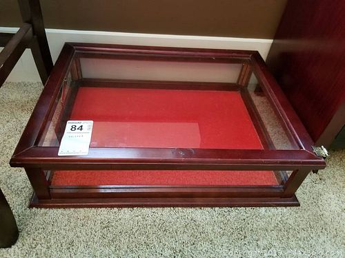 Lot #0084 (1 of 11)