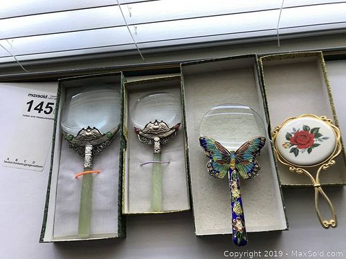Lot #0145 (1 of 9)