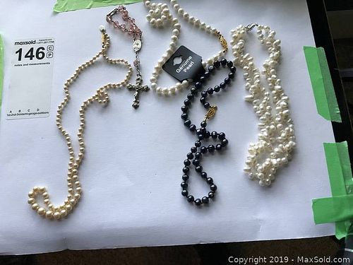 Lot #0146 (1 of 8)