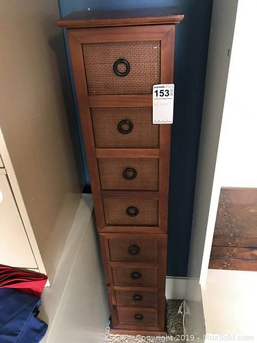 Lot #0153 (1 of 8)
