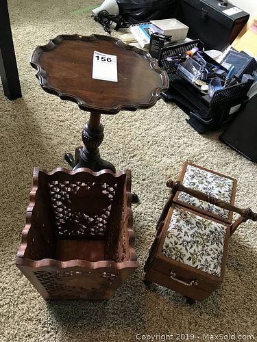 Lot #0156 (1 of 9)