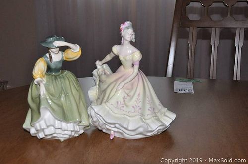 Lot #0529 (1 of 10)