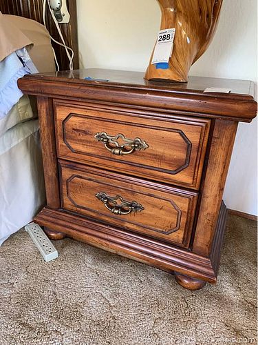 Lot #0287 (1 of 11)