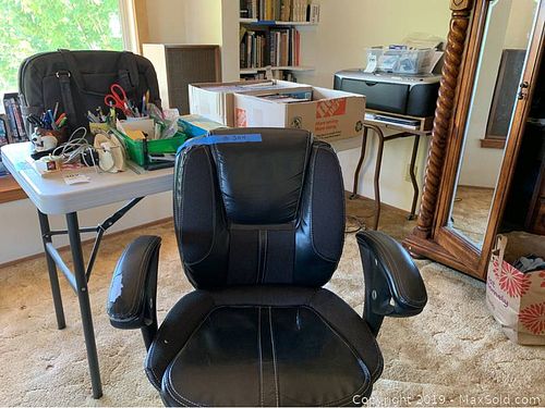 Lot #0304 (1 of 13)