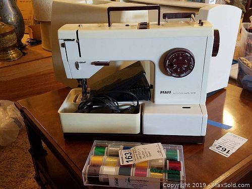 Lot #0163 (1 of 7)