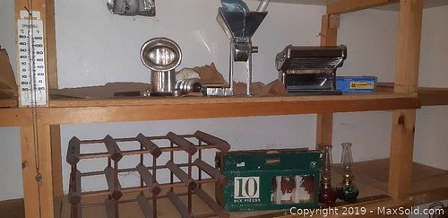 Lot #0043 (1 of 13)