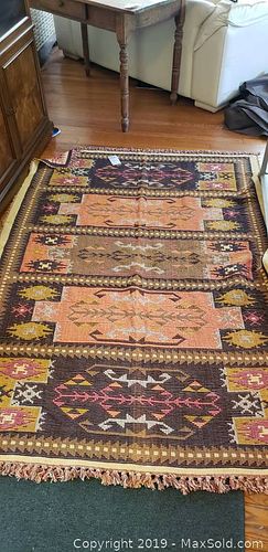 Lot #0255 (1 of 5)