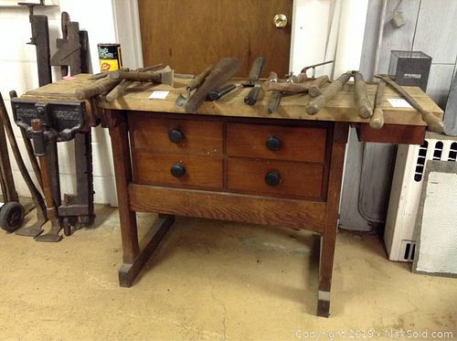 Lot #0333 (1 of 16)
