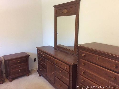 Lot #0488 (1 of 11)