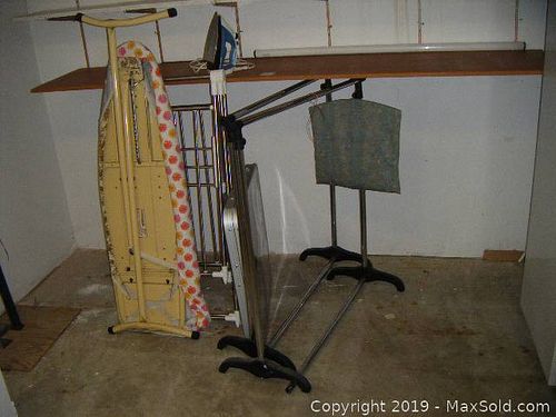 Lot #0528 (1 of 14)
