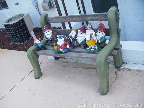 Lot #0537 (1 of 9)