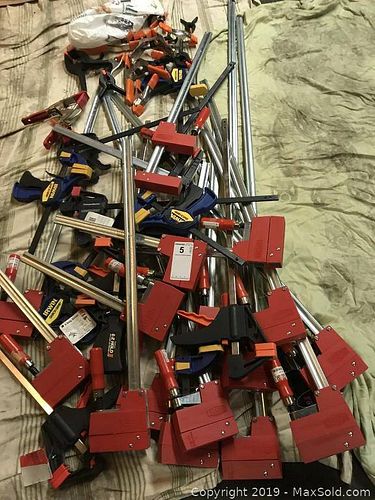 Lot #0005 (1 of 8)