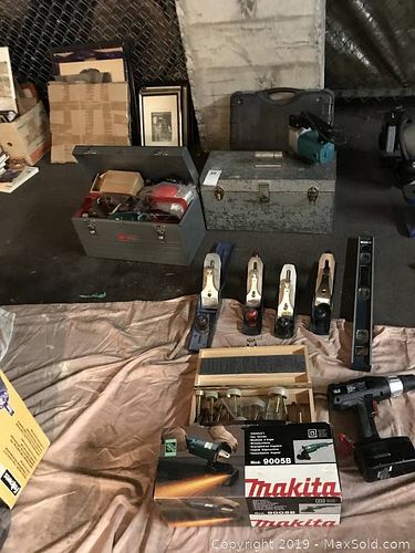 Lot #0020 (1 of 16)