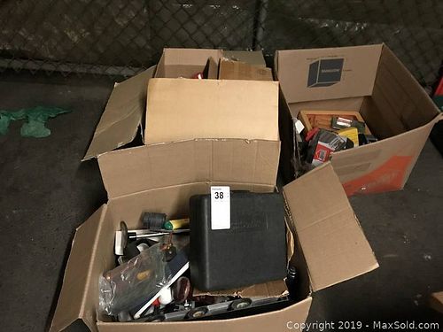 Lot #0038 (1 of 15)