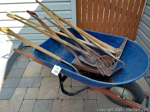 Lot #0103 (1 of 2)