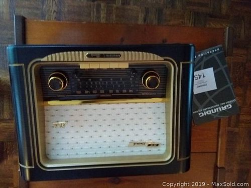 Lot #0145 (1 of 3)