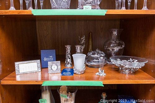 Lot #0426 (1 of 10)