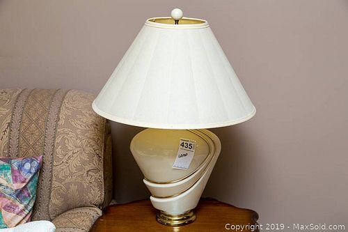 Lot #0435 (1 of 6)
