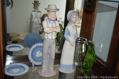 Lot #0544 (1 of 12)