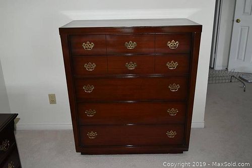 Lot #0580 (1 of 10)
