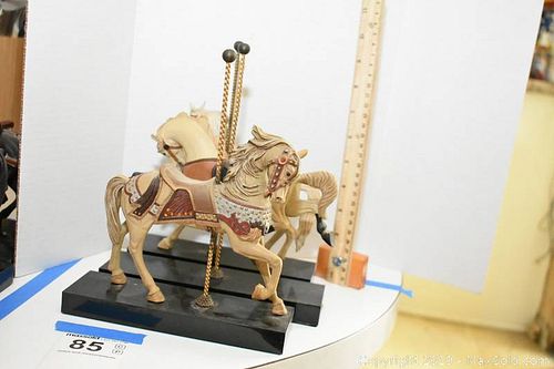 Lot #0085 (1 of 10)