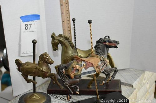 Lot #0087 (1 of 7)