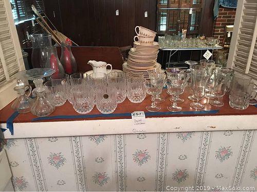 Lot #0257 (1 of 10)