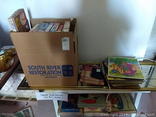 Lot #0281 (1 of 8)