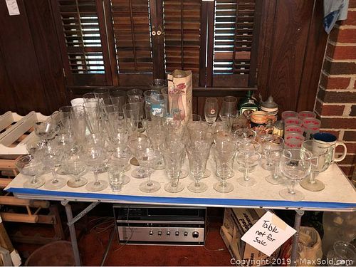 Lot #0306 (1 of 15)