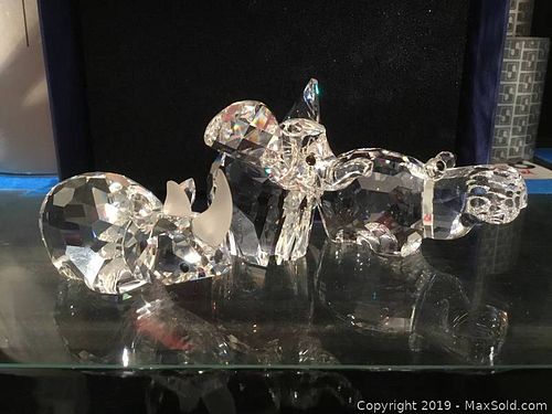 Lot #0824 (1 of 7)