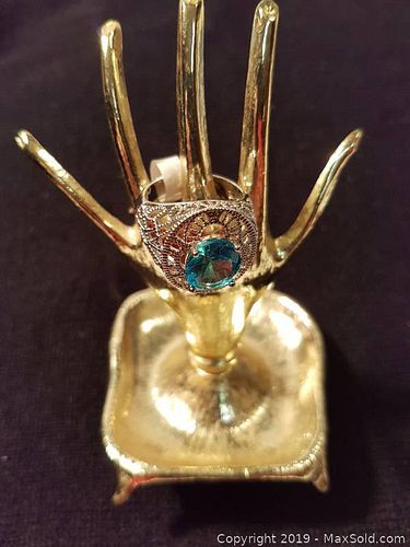 Lot #0006 (1 of 5)