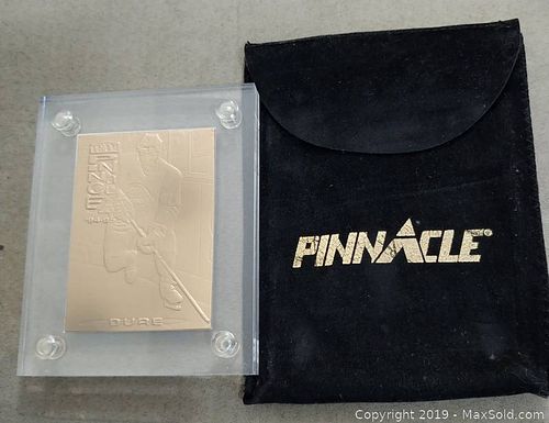 Lot #0039 (1 of 3)