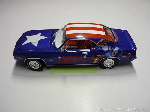 Lot #0063 (1 of 4)