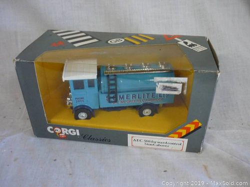 Lot #0149 (1 of 4)