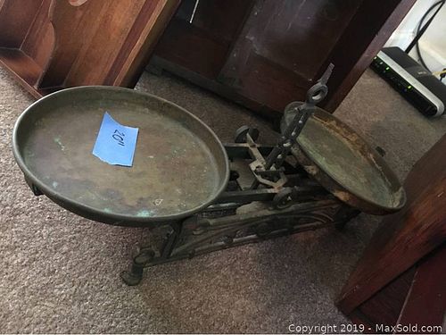 Lot #0743 (1 of 14)