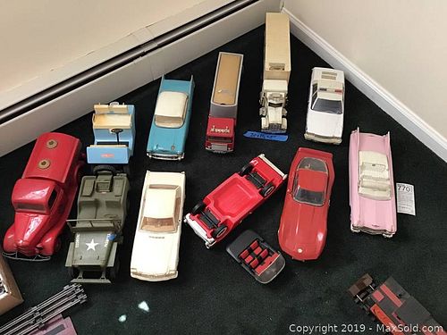 Lot #0770 (1 of 12)