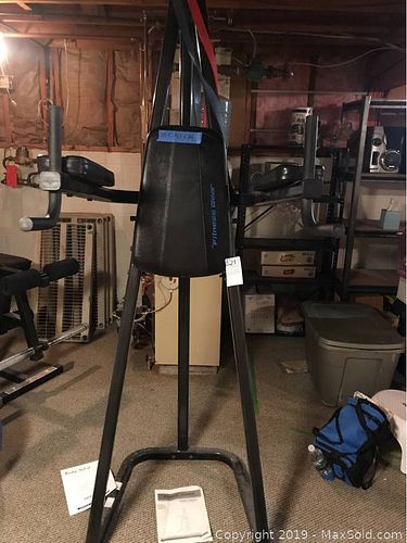 Lot #0821 (1 of 6)