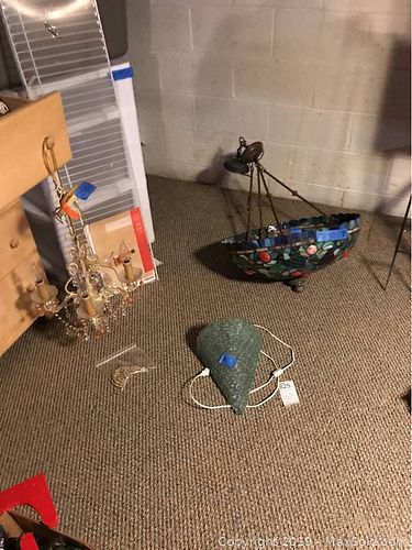 Lot #0825 (1 of 16)
