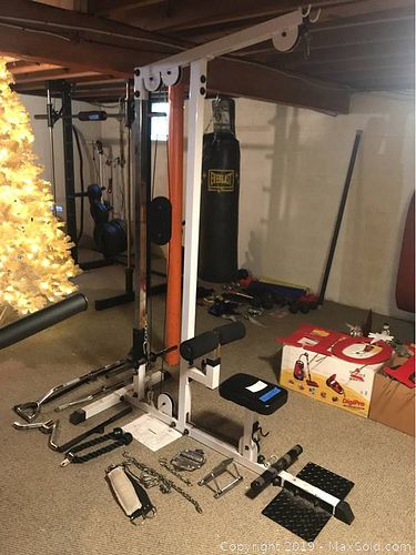Lot #0830 (1 of 7)