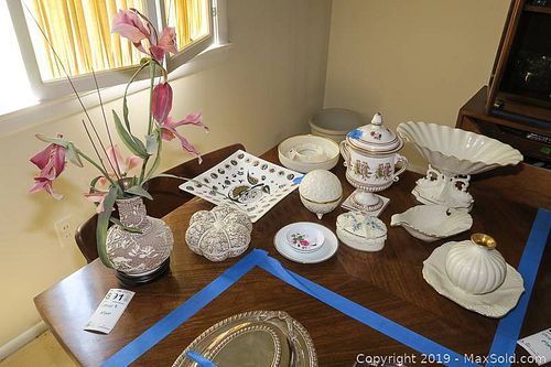 Lot #0891 (1 of 24)