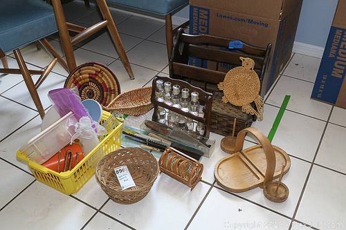 Lot #0898 (1 of 15)