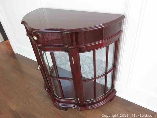 Lot #0412 (1 of 13)