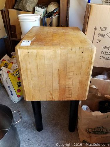 Lot #0213 (1 of 6)