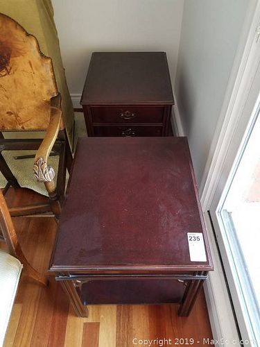 Lot #0235 (1 of 12)