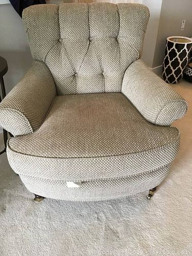 Lot #0016 (1 of 10)