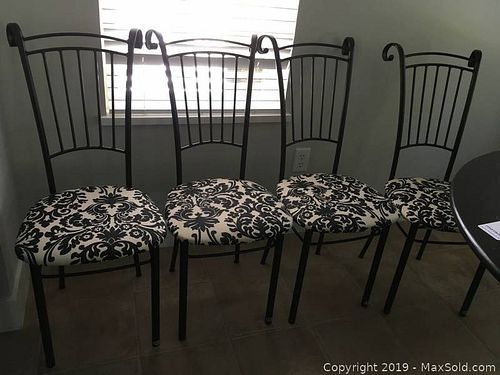 Lot #0031 (1 of 8)