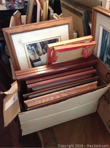Lot #0158 (1 of 7)